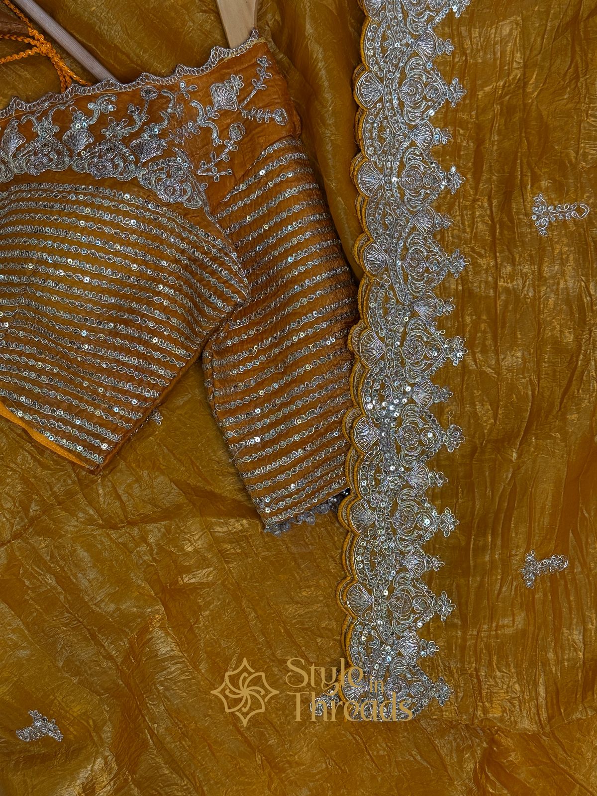 "Sunehri" Soft Organza Silk Saree