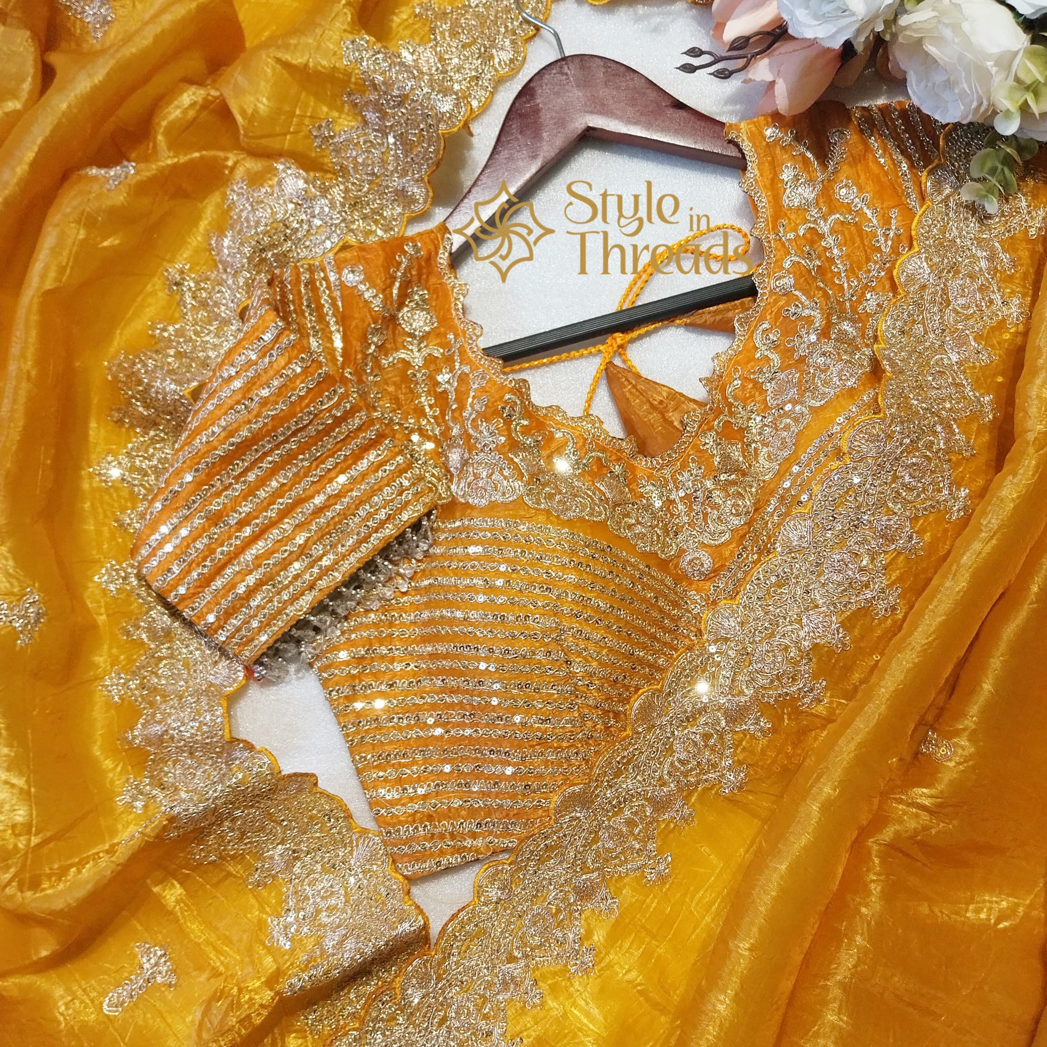 "Sunehri" Soft Crush Silk Saree